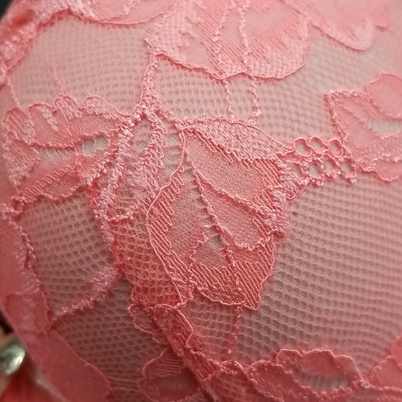 Victoria's Secret Bustier (32D) - Picture 3 of 5
